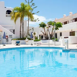 Port Royal Apartments, Heated Pool, Speed Wifi, Terrace Arona (Tenerife)