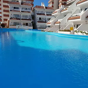 Casa Las Flores With Heated Pool, Only 490 Meters To The Beach, Balcony, Wifi Arona (Tenerife)